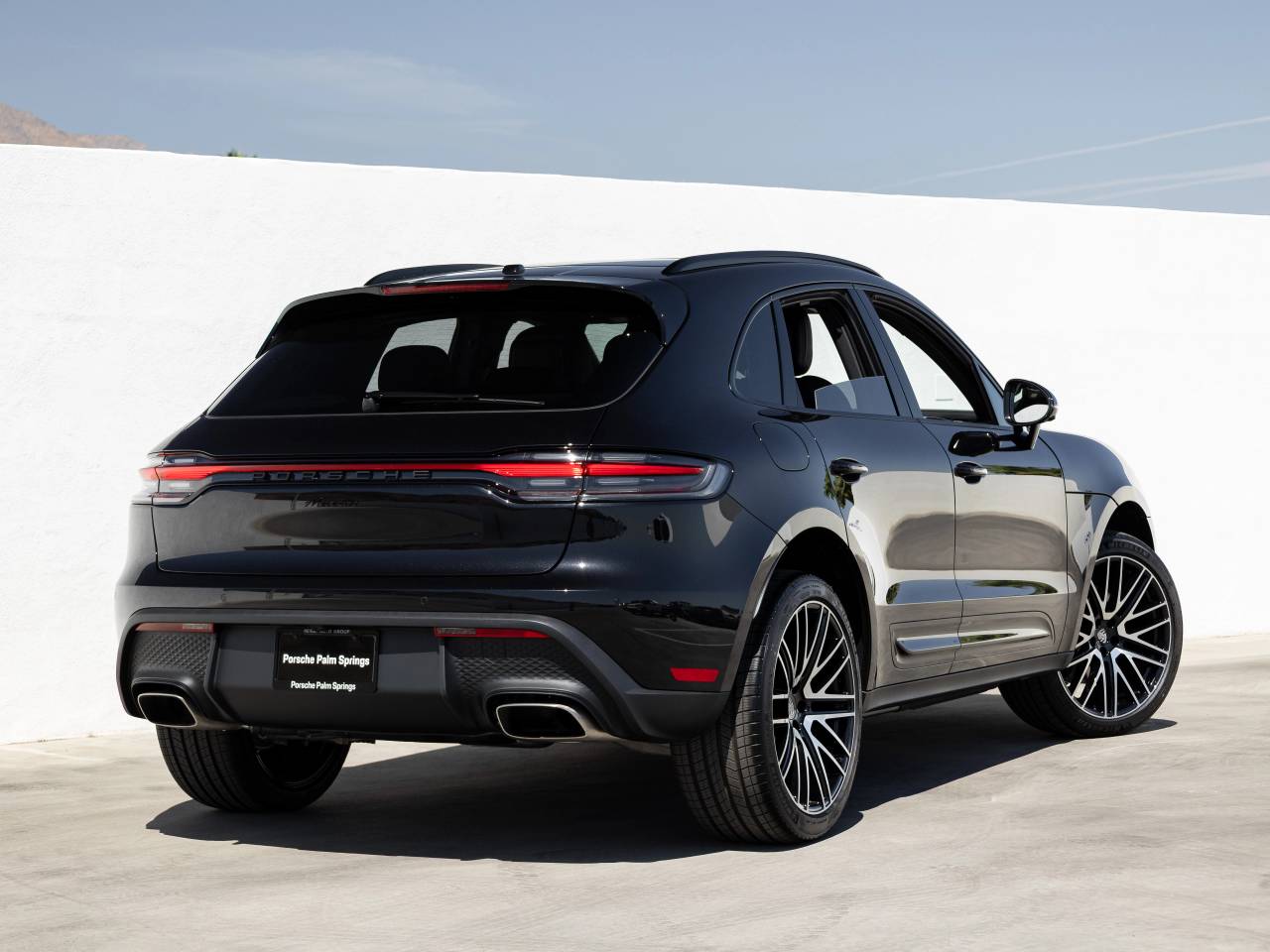 2026 Porsche Macan Base
