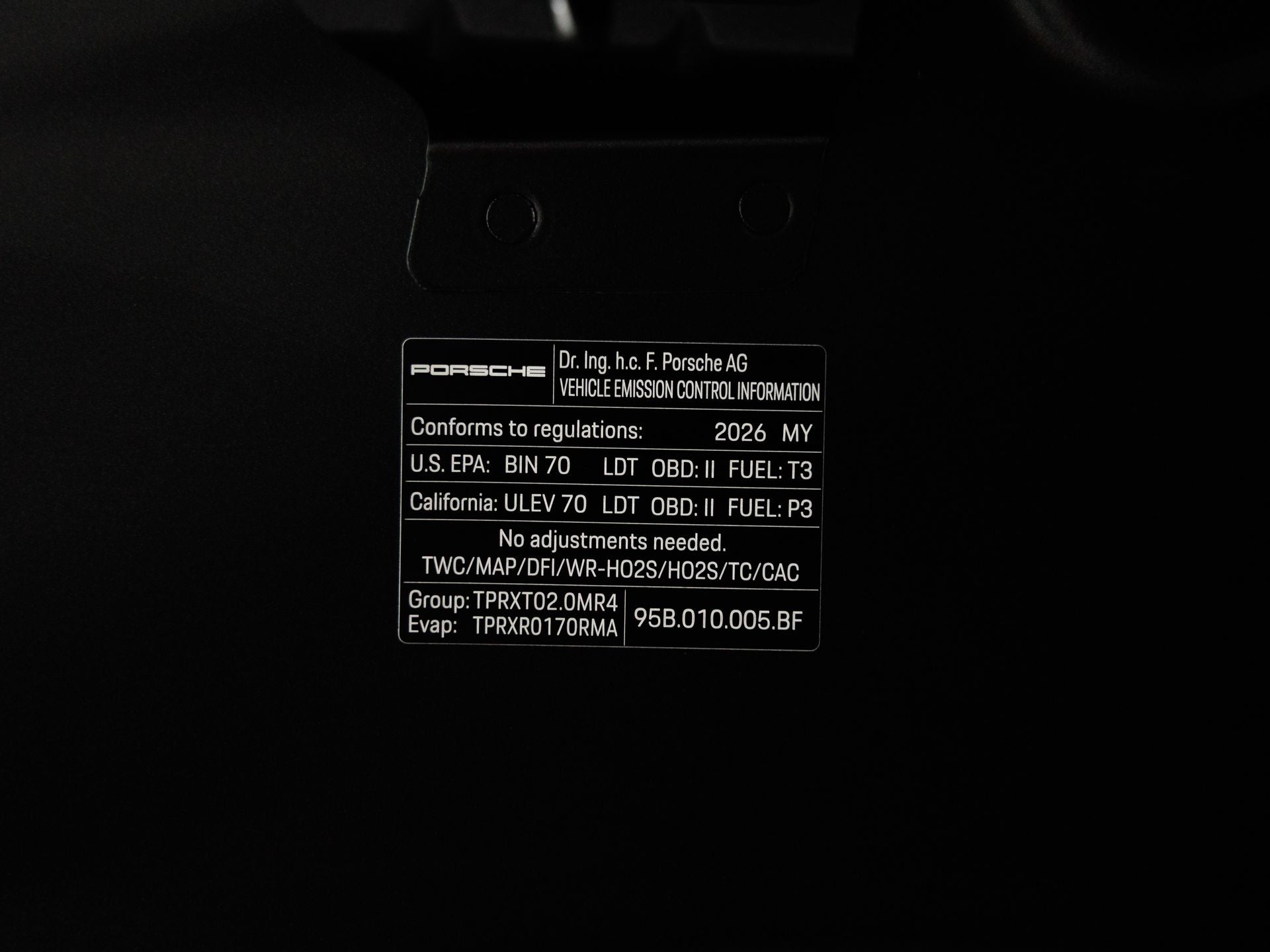 2026 Porsche Macan Base