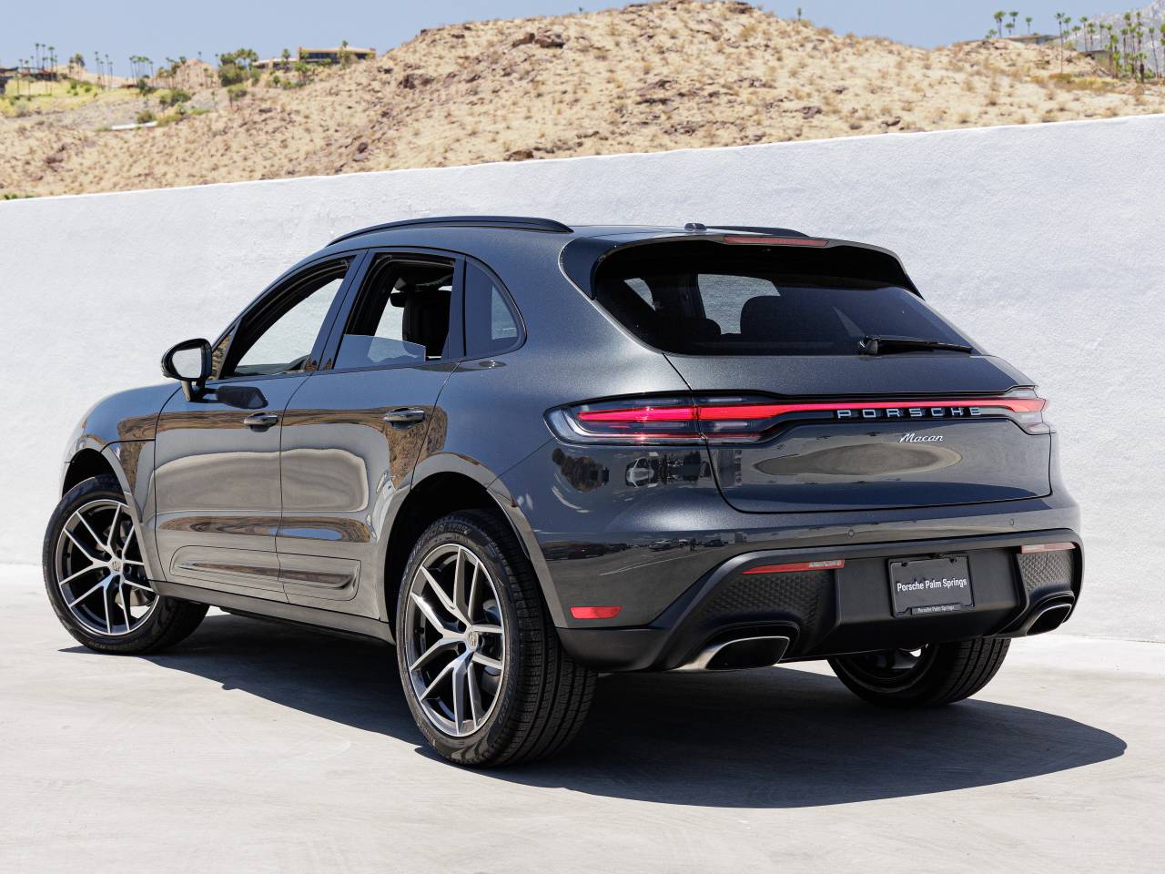 2026 Porsche Macan Base