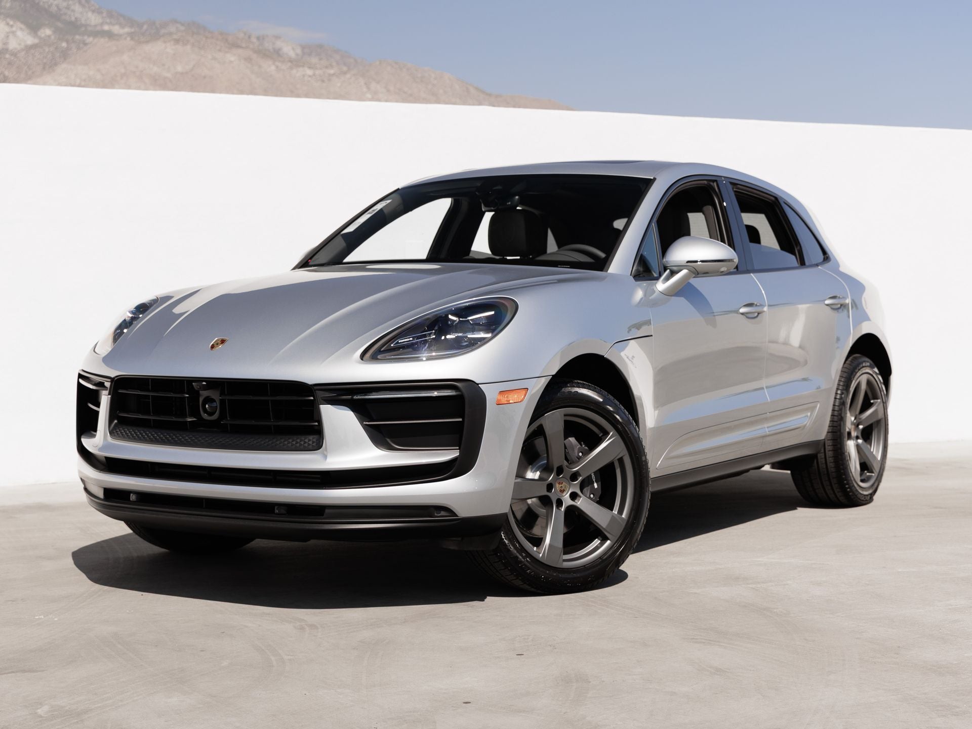 2026 Porsche Macan Macan
