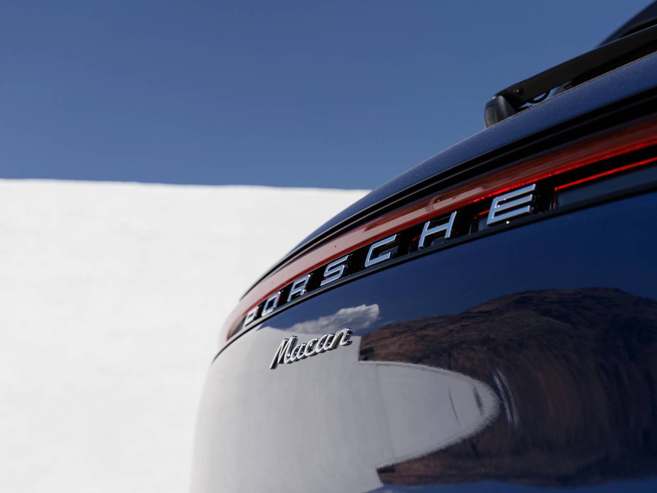 2026 Porsche Macan Macan