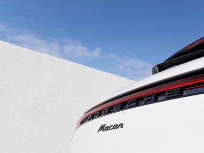 2025 Porsche Macan Macan