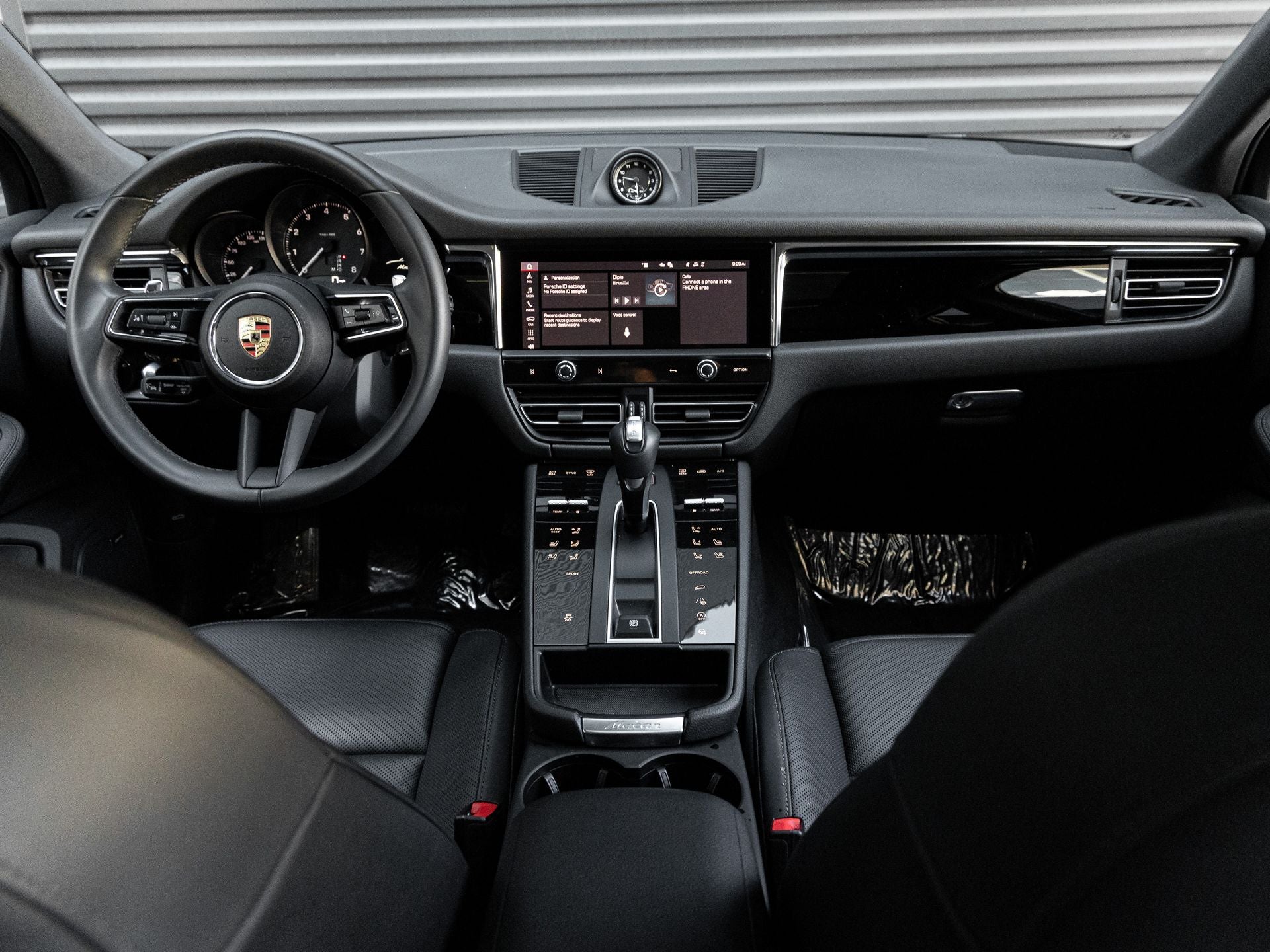 2025 Porsche Macan Macan