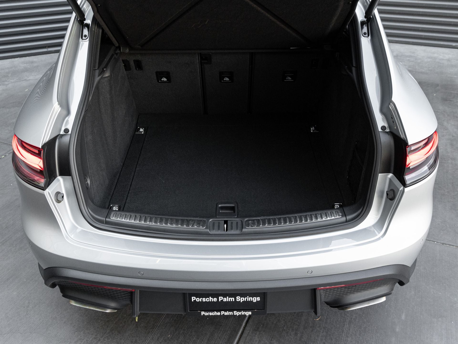 2025 Porsche Macan Macan