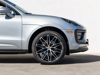 2025 Porsche Macan Macan