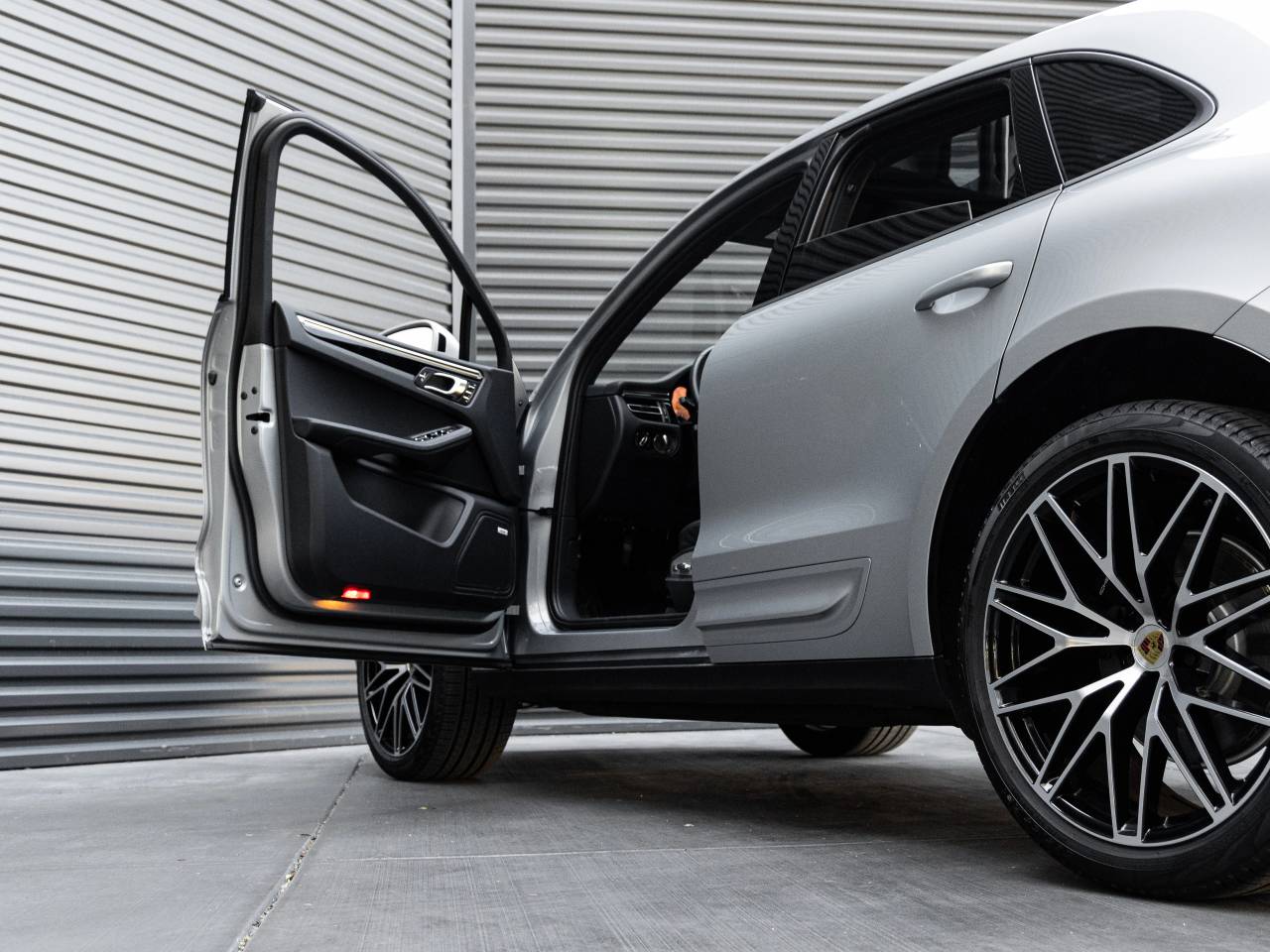 2025 Porsche Macan Macan