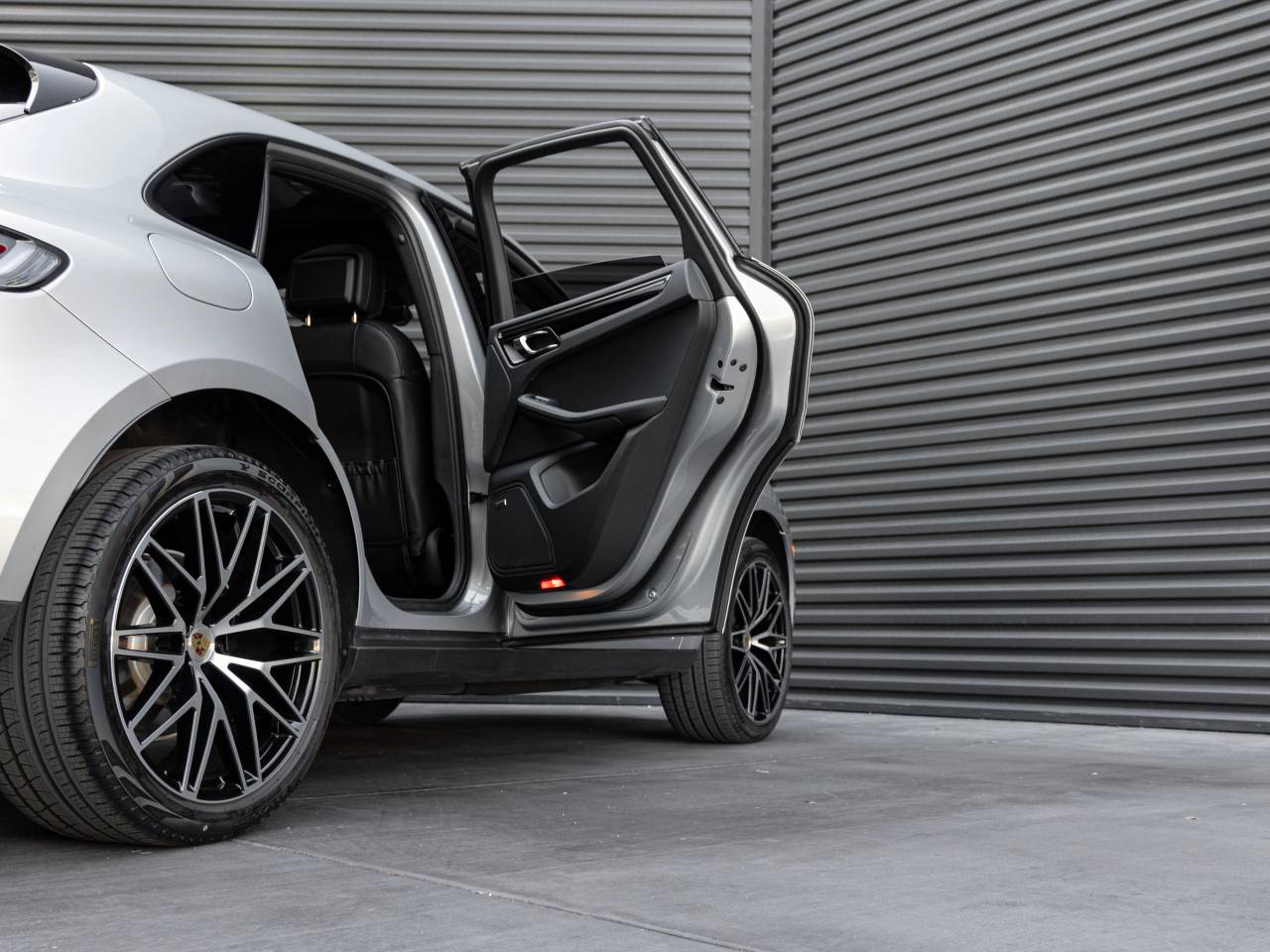 2025 Porsche Macan Macan