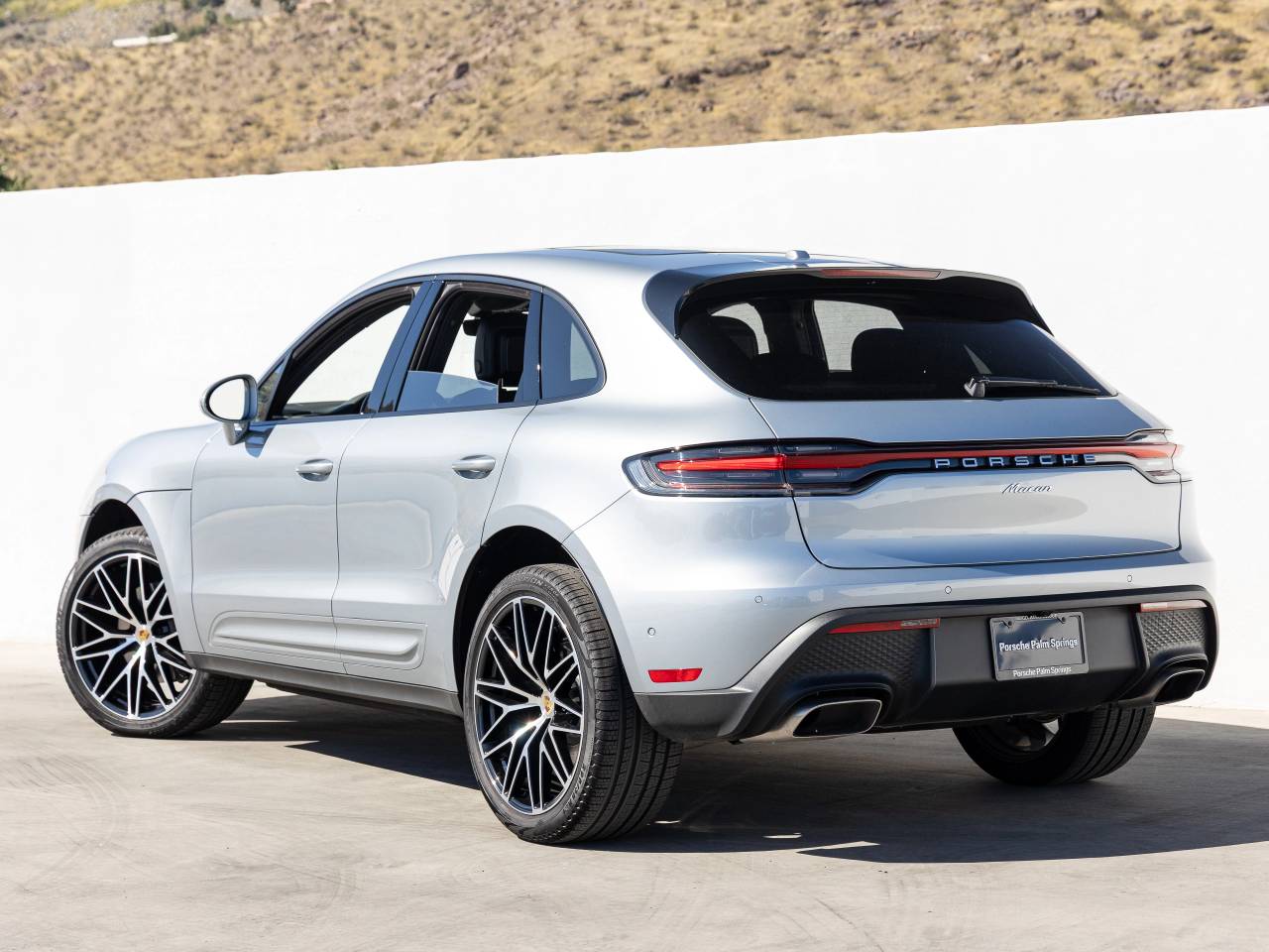 2025 Porsche Macan Macan