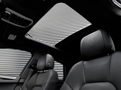 2025 Porsche Macan Macan