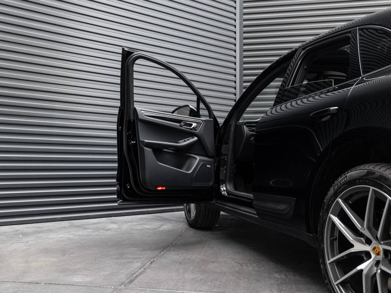 2025 Porsche Macan Macan