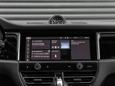 2025 Porsche Macan Macan