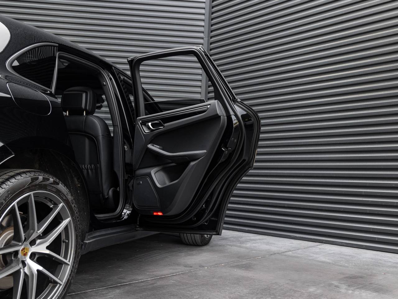 2025 Porsche Macan Macan