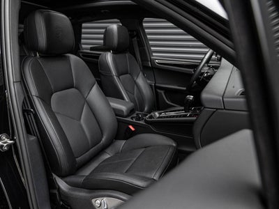 2025 Porsche Macan Macan