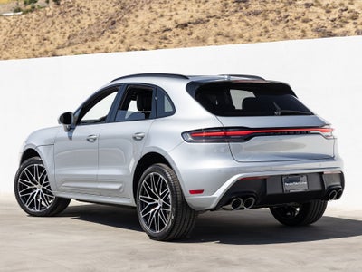 2026 Porsche Macan Base