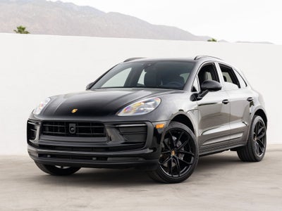 2022 Porsche Macan Macan