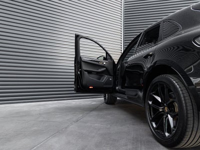 2022 Porsche Macan Macan