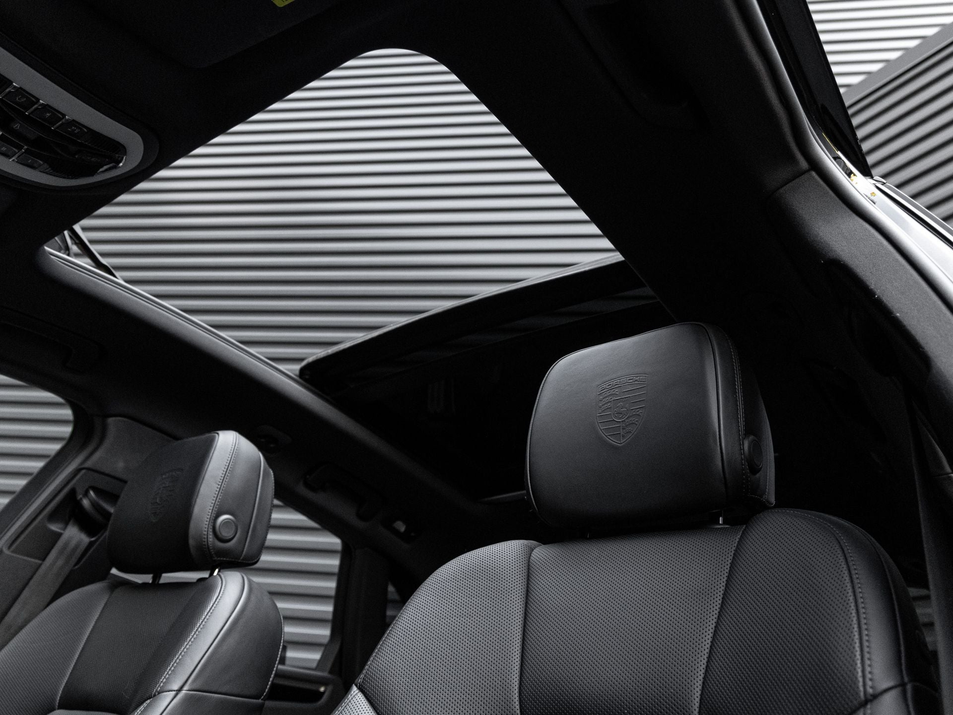 2022 Porsche Macan Macan