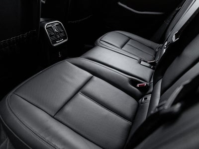 2022 Porsche Macan Macan