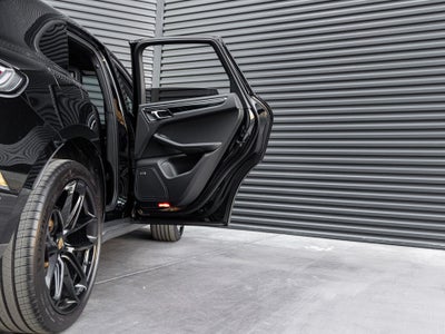 2022 Porsche Macan Macan