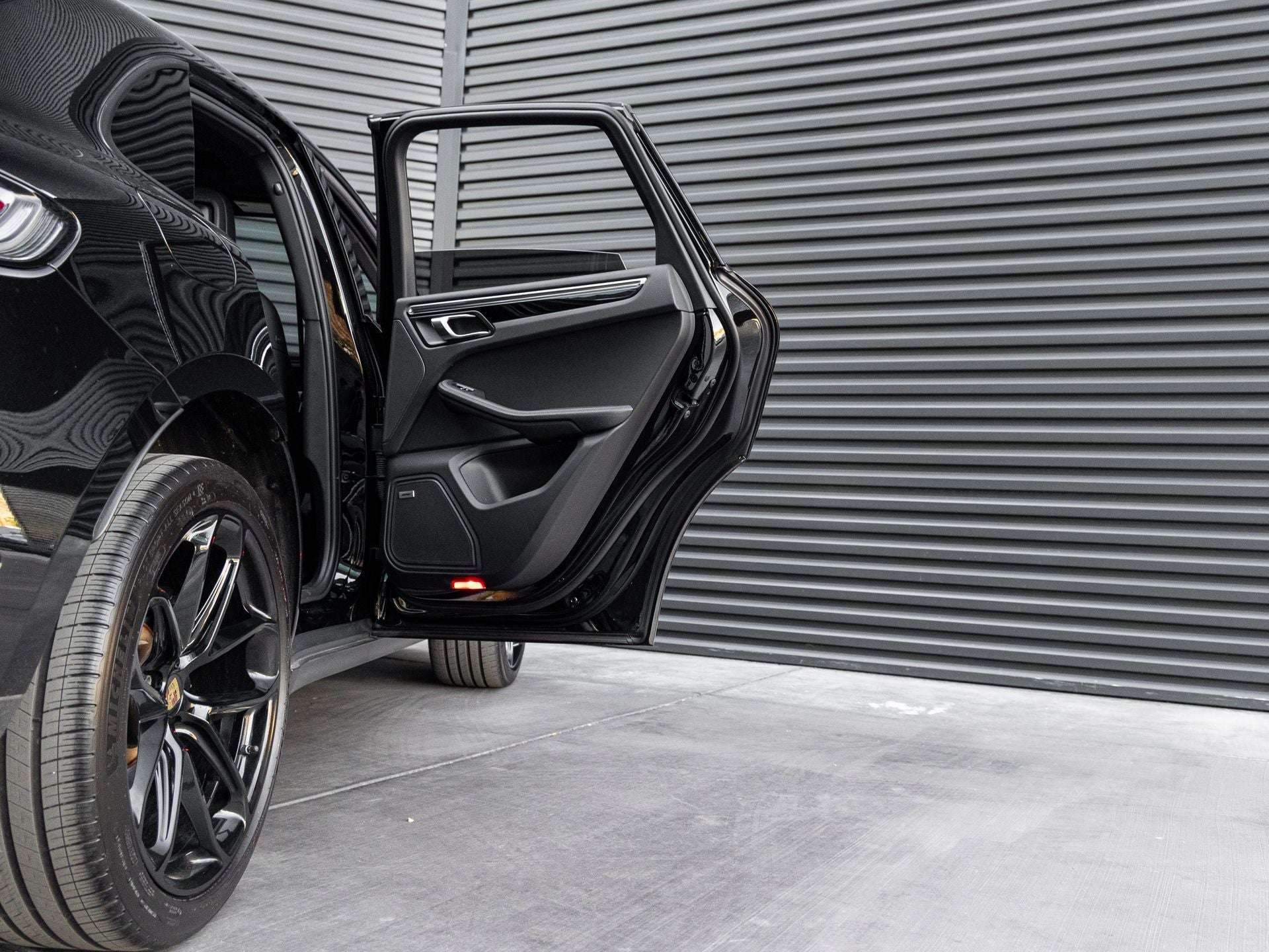 2022 Porsche Macan Macan