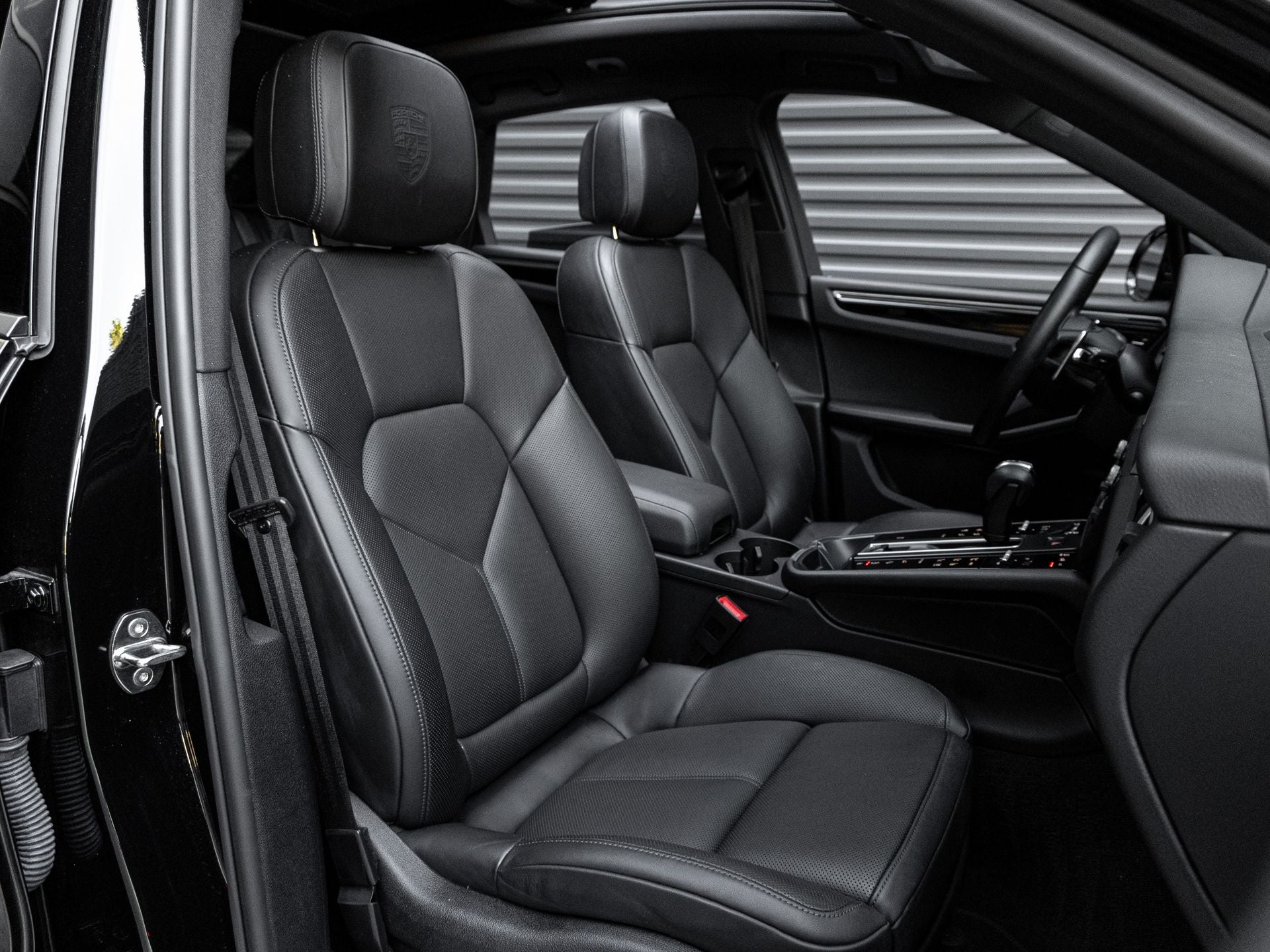 2022 Porsche Macan Macan