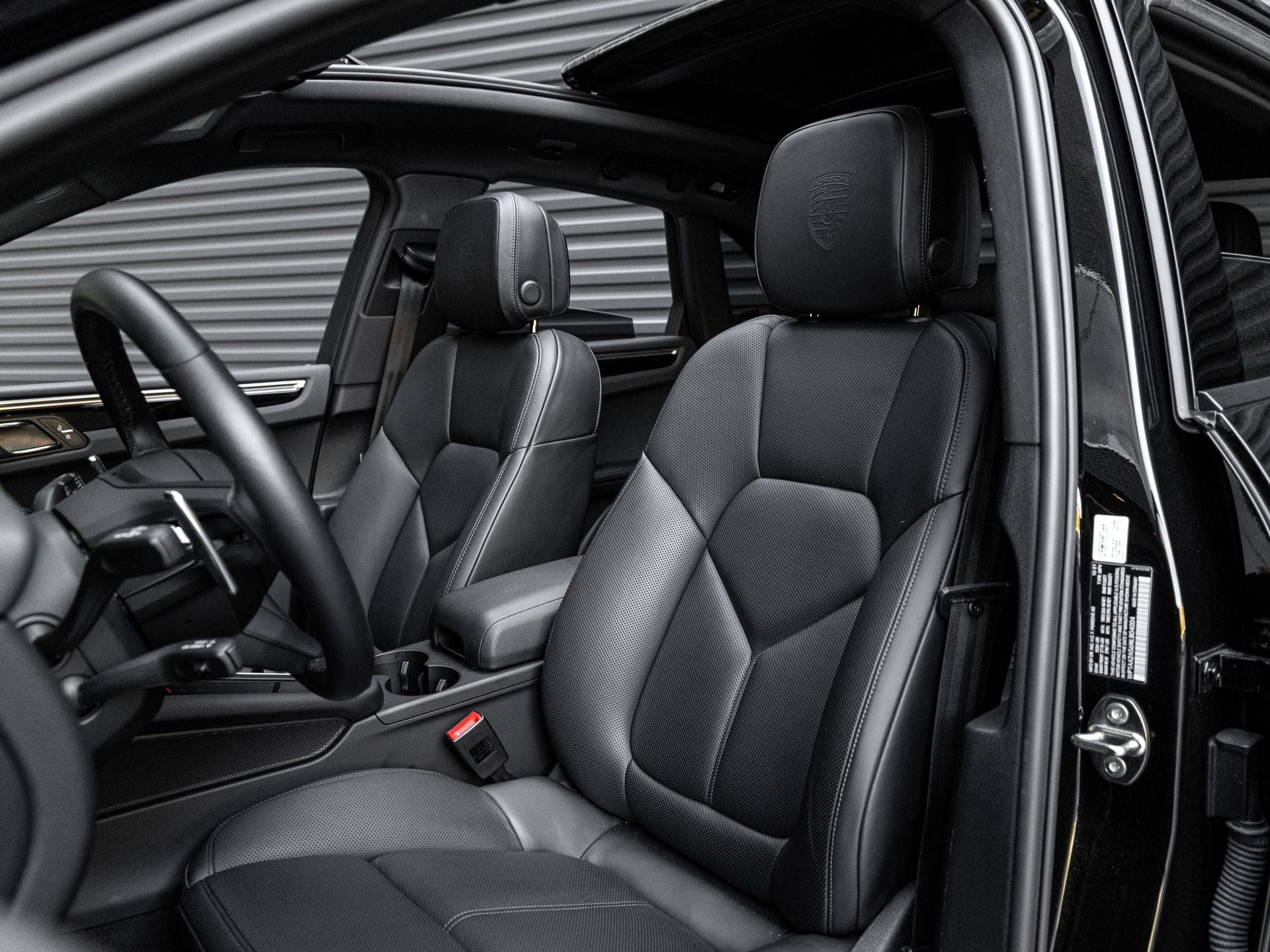 2022 Porsche Macan Macan