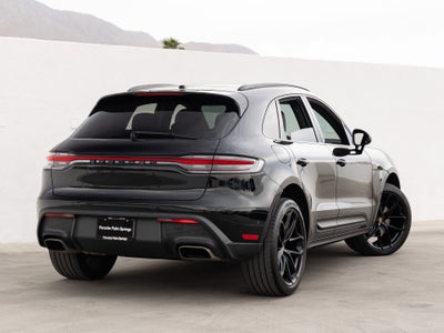 2022 Porsche Macan Macan