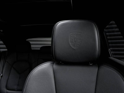 2022 Porsche Macan Base