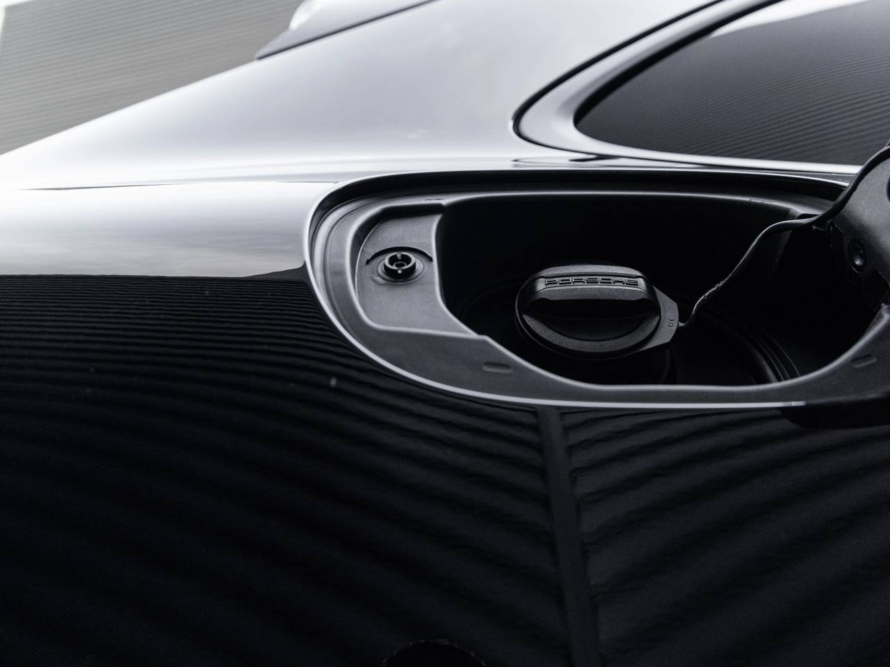 2022 Porsche Macan Base