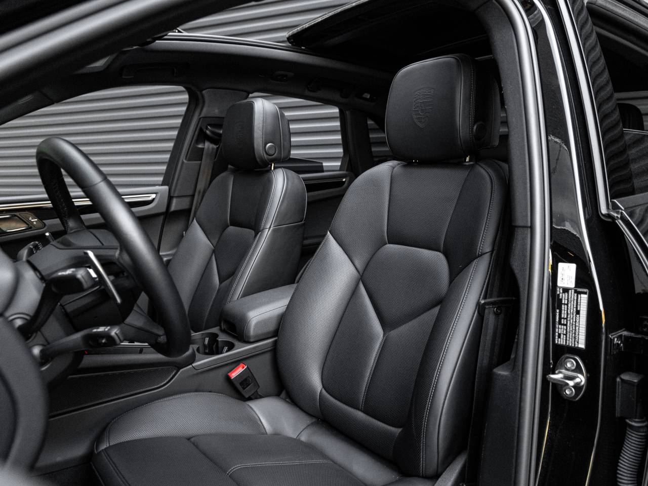 2022 Porsche Macan Macan