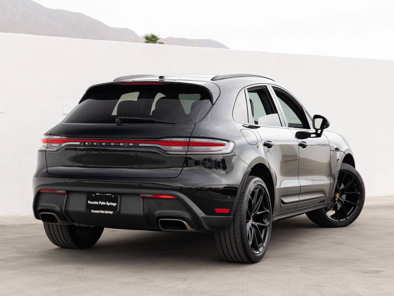 2022 Porsche Macan Macan