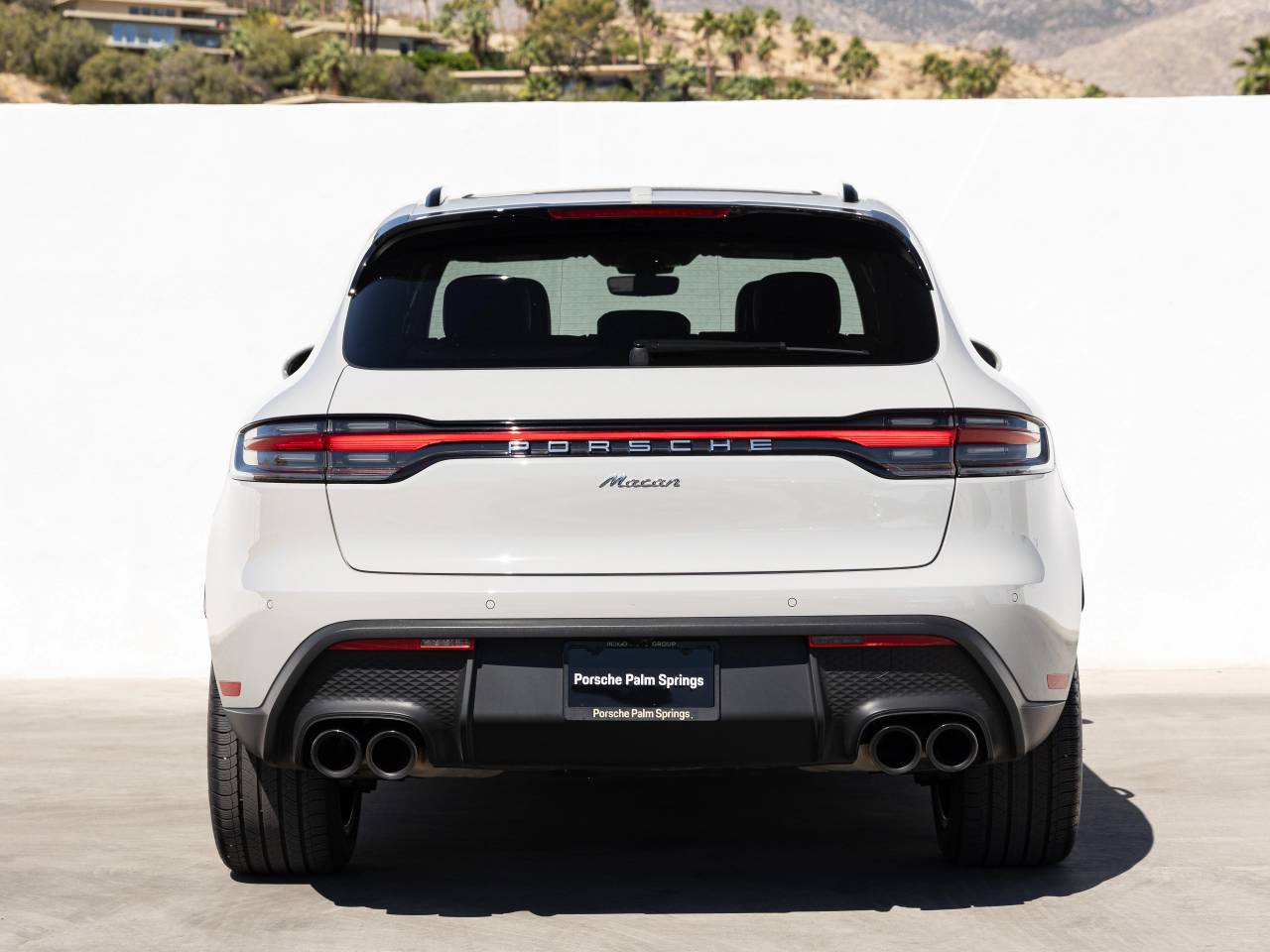 2025 Porsche Macan Base