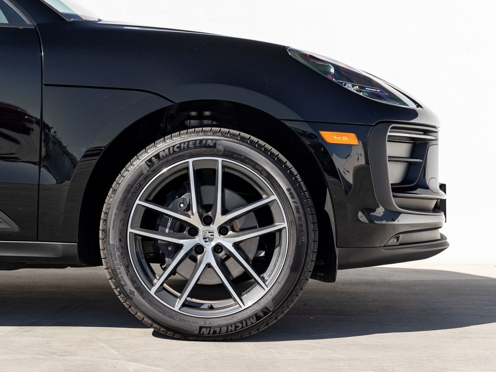 2025 Porsche Macan Macan