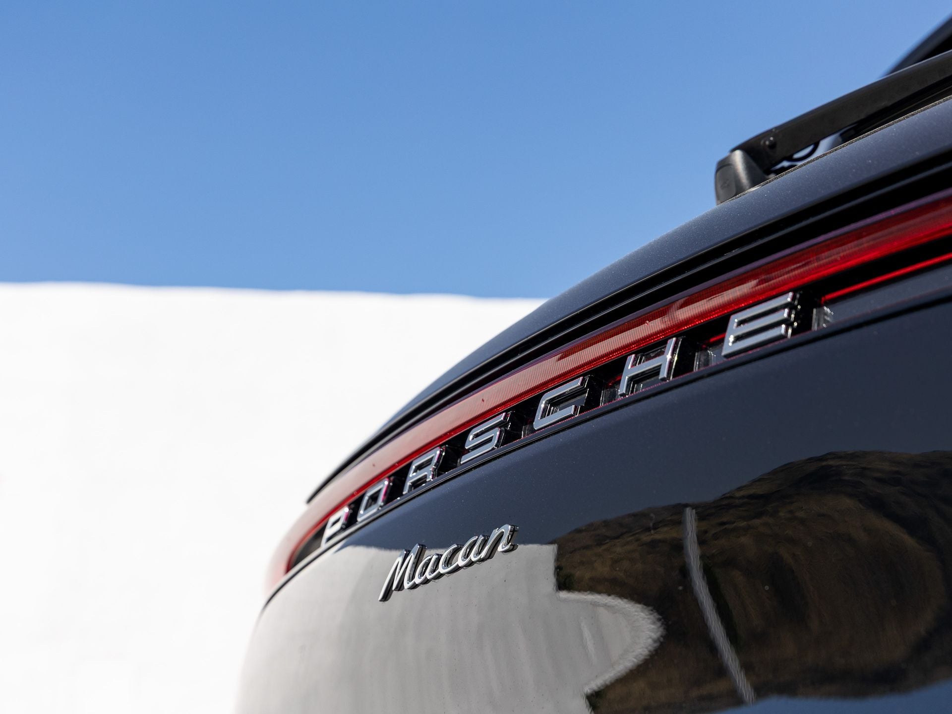 2025 Porsche Macan Macan