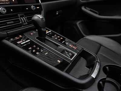 2025 Porsche Macan Macan
