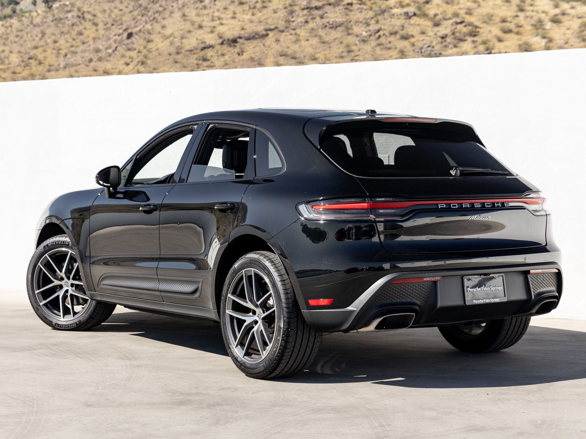 2025 Porsche Macan Macan