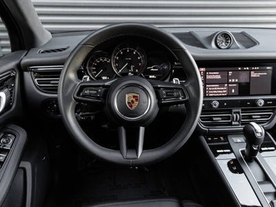 2025 Porsche Macan Macan