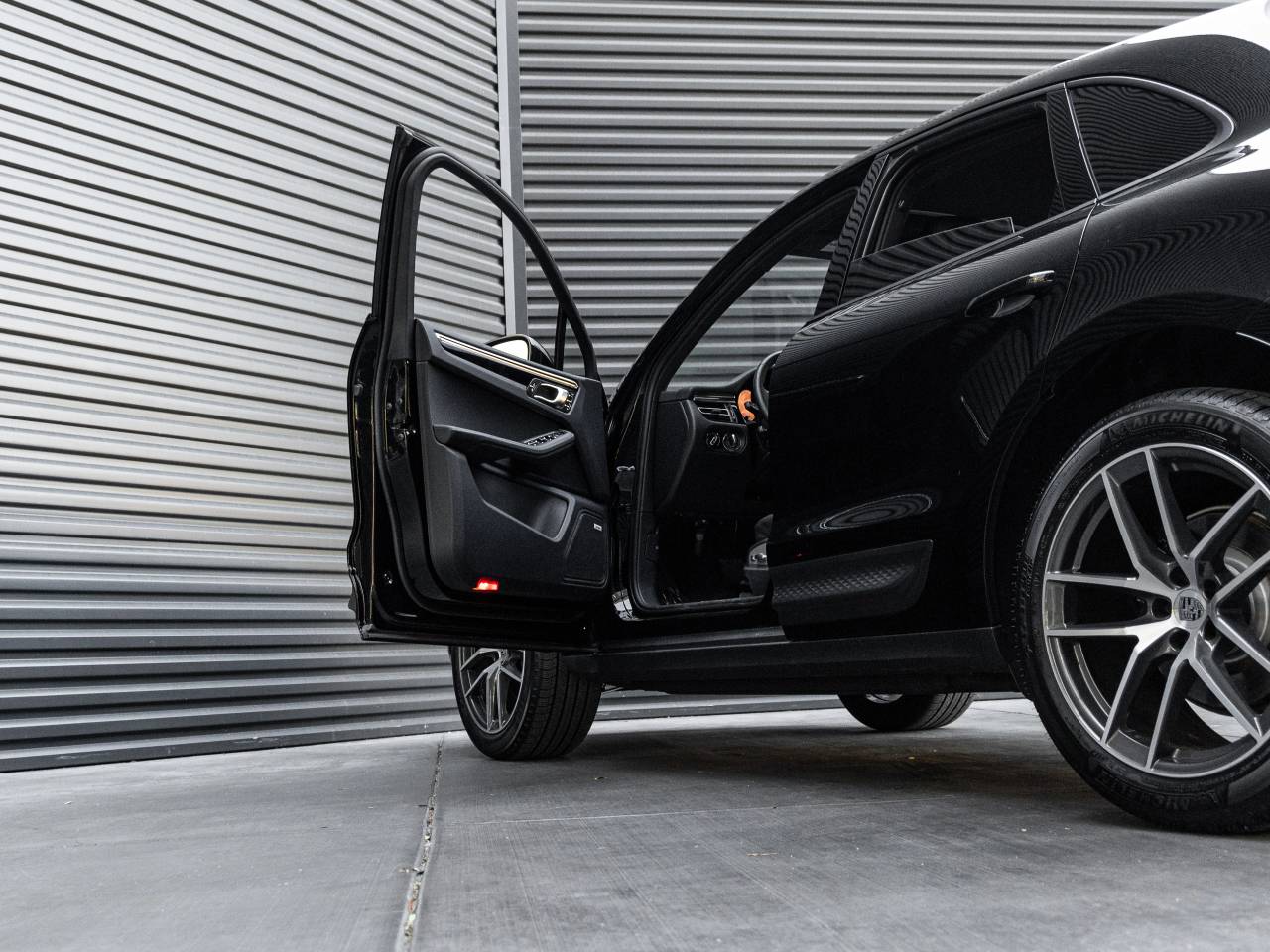 2025 Porsche Macan Macan