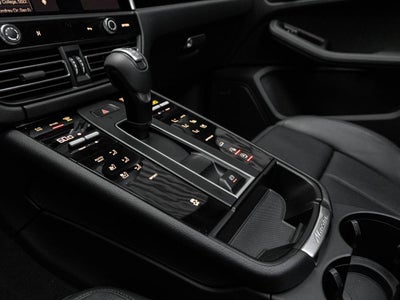 2025 Porsche Macan Macan