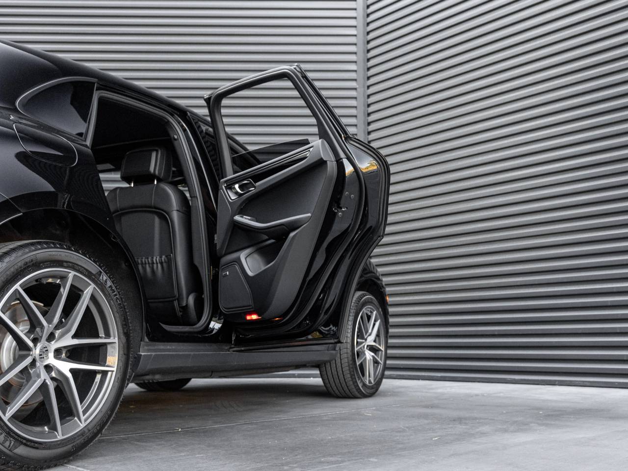 2025 Porsche Macan Macan