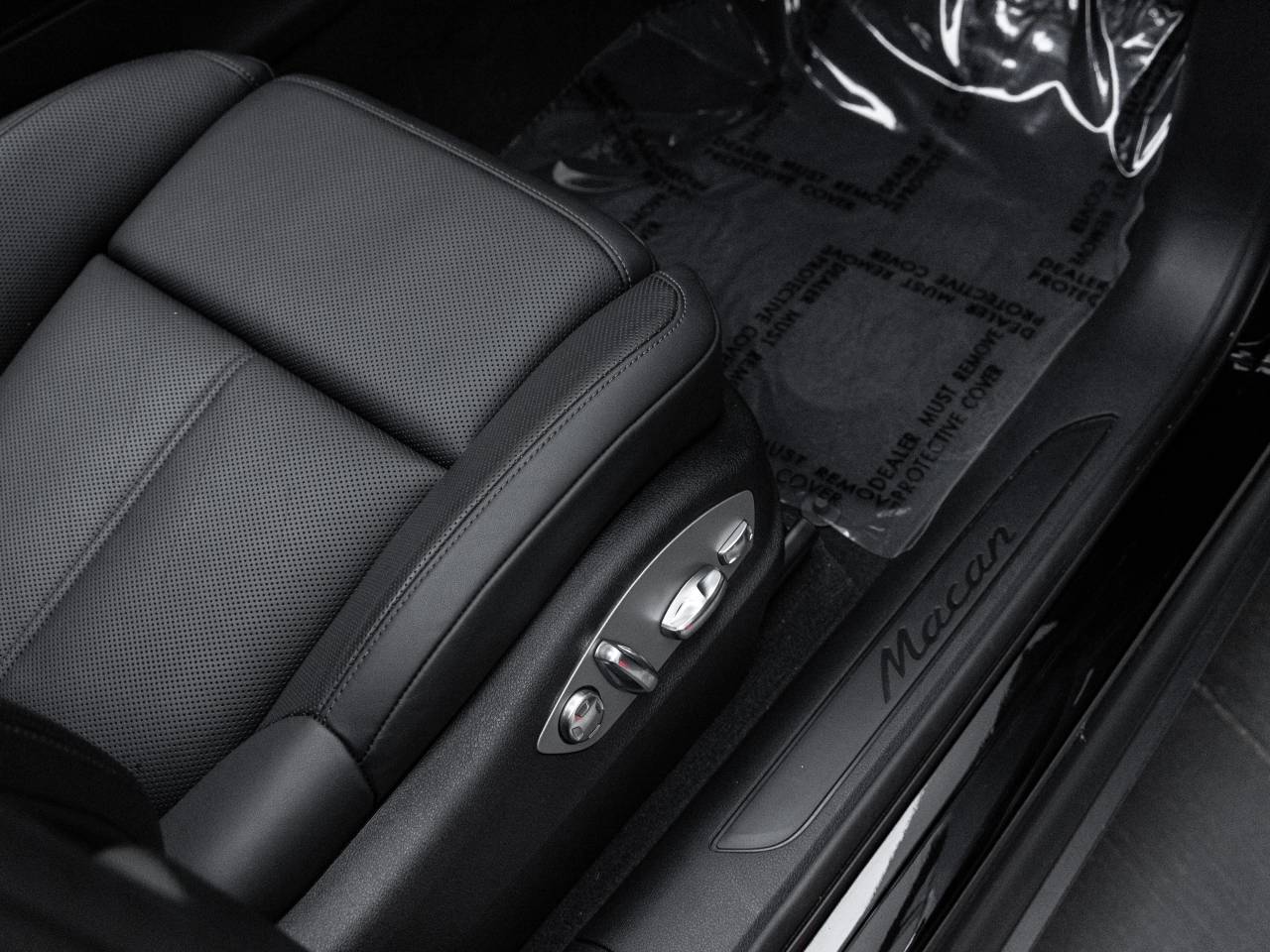 2025 Porsche Macan Macan