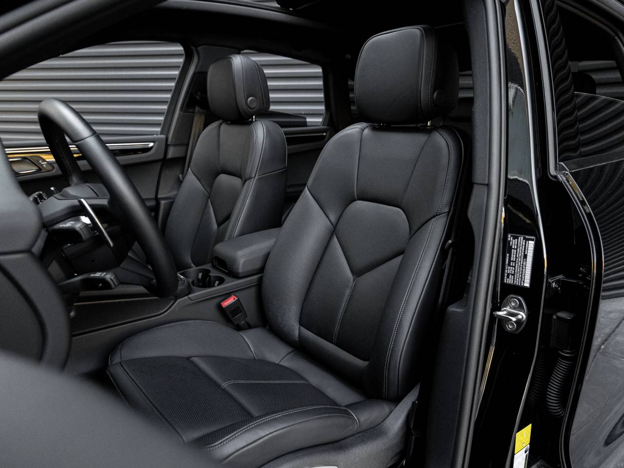 2025 Porsche Macan Macan