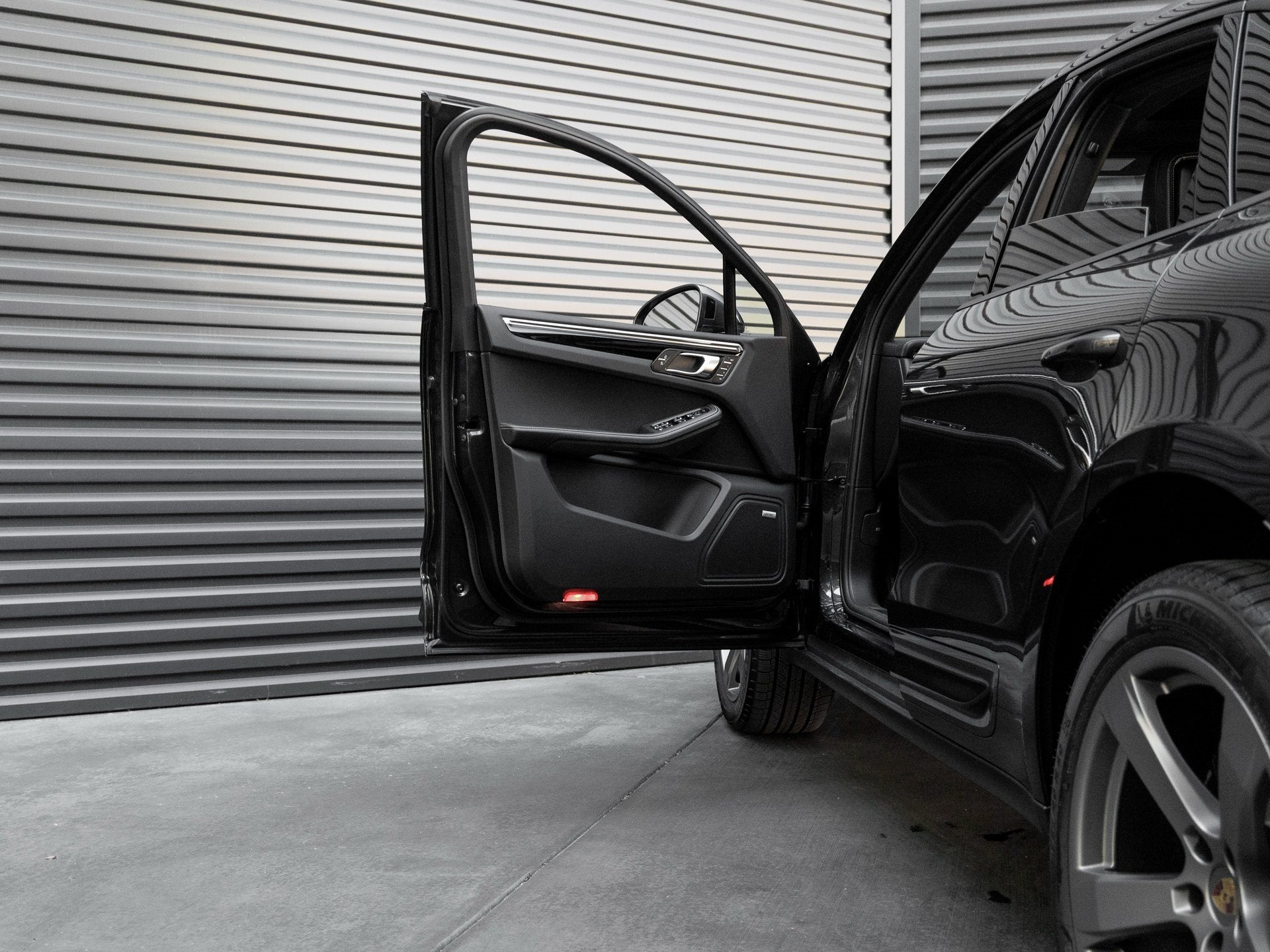 2025 Porsche Macan Macan