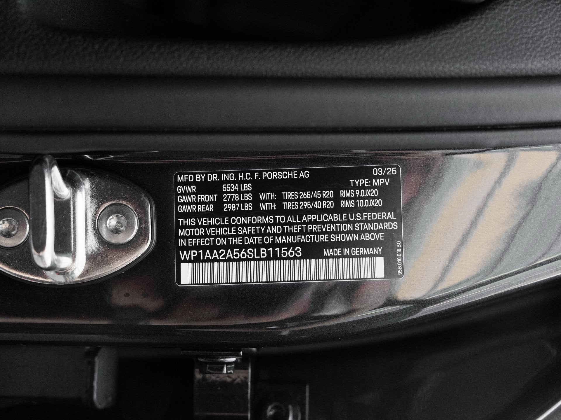 2025 Porsche Macan Macan