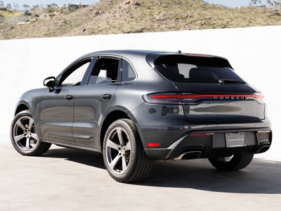2025 Porsche Macan Macan