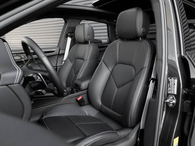 2025 Porsche Macan Macan