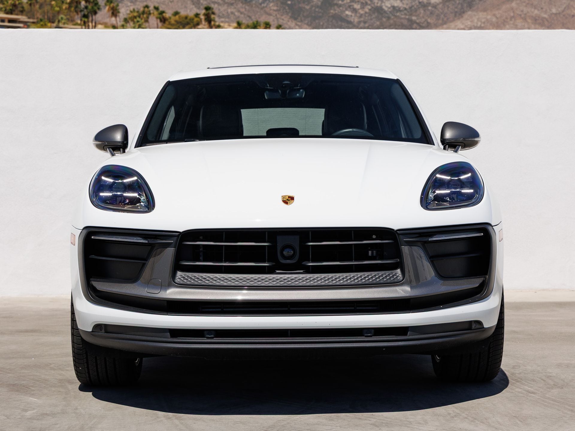 2025 Porsche Macan T