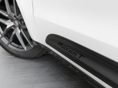2025 Porsche Macan T