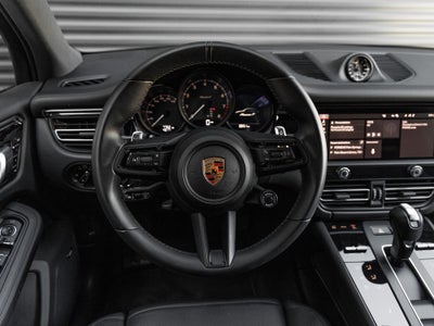 2025 Porsche Macan T
