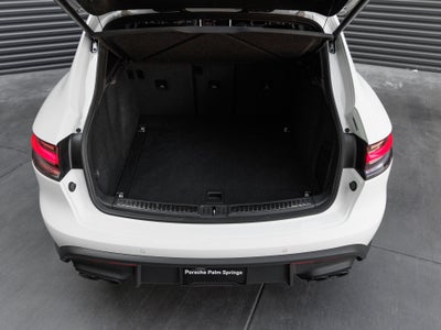 2025 Porsche Macan T